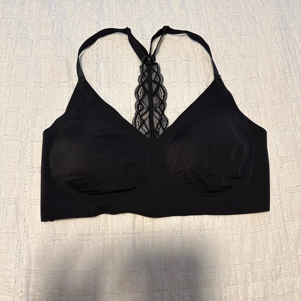 True & Co Womens True Body Triangle Lace Bra Medium